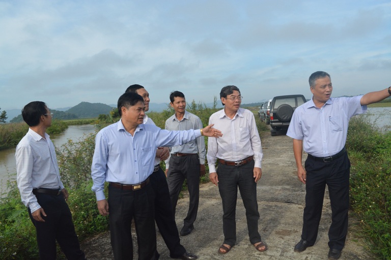 Kiểm tra kết quả thực hiện Chương trình xây dựng nông thôn mới 6 tháng đầu năm 2017 trên địa bàn tỉnh.