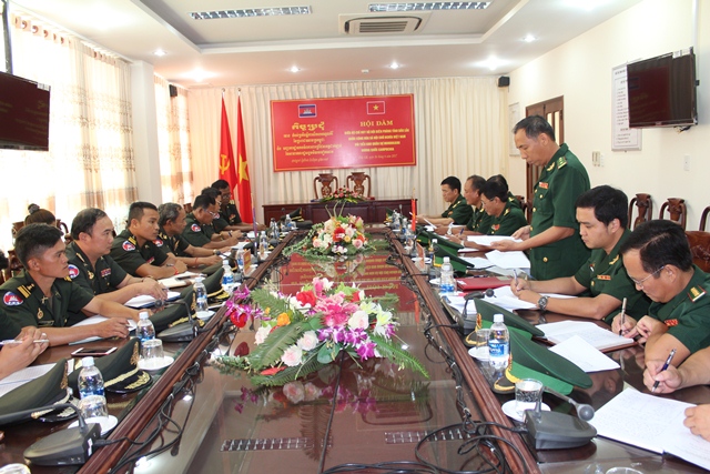 Hội đàm phối hợp bảo vệ biên giới giữa Bộ đội Biên phòng tỉnh Đắk Lắk và Tiểu khu Quân sự Mondulkiri