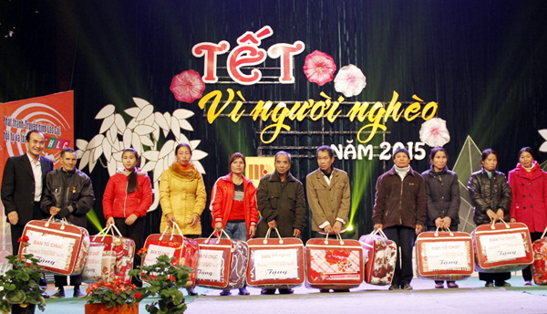 Triển khai thực hiện Công văn của Bộ Lao động, Thương binh và Xã hội về việc chuẩn bị đón Tết Dương lịch và Tết Nguyên đán Bính Thân năm 2016