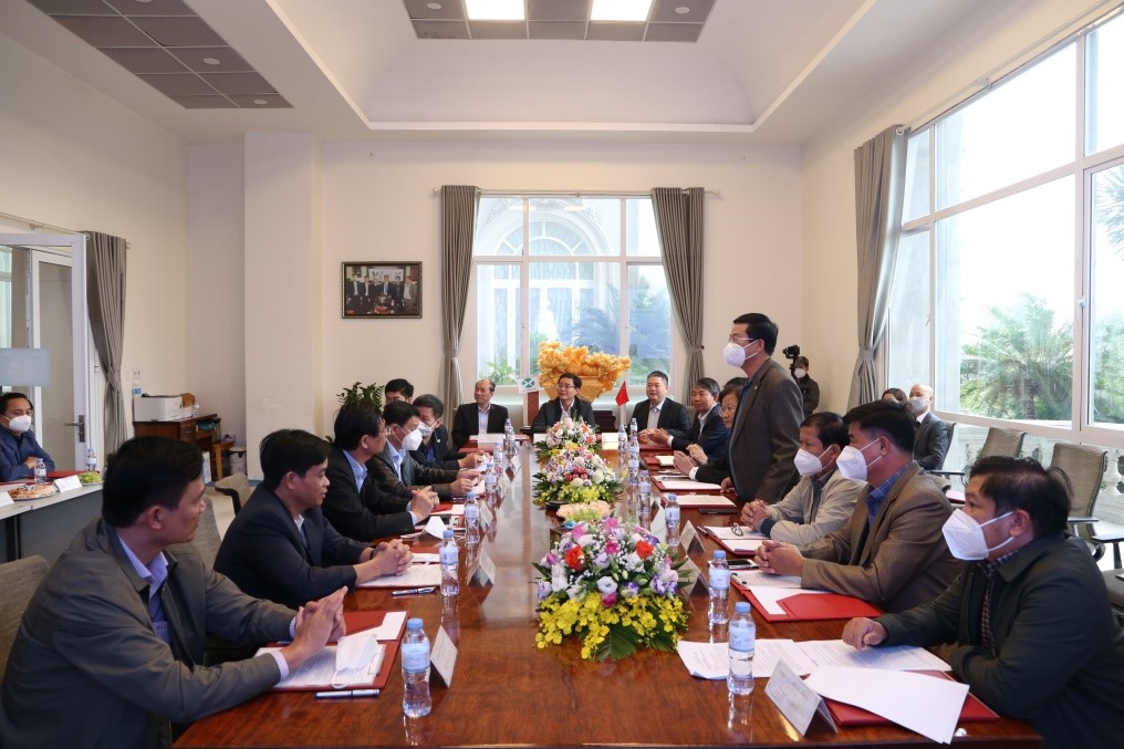 Dak Lak Province meets with Xuan Thien Group on the implementation of projects in the Province