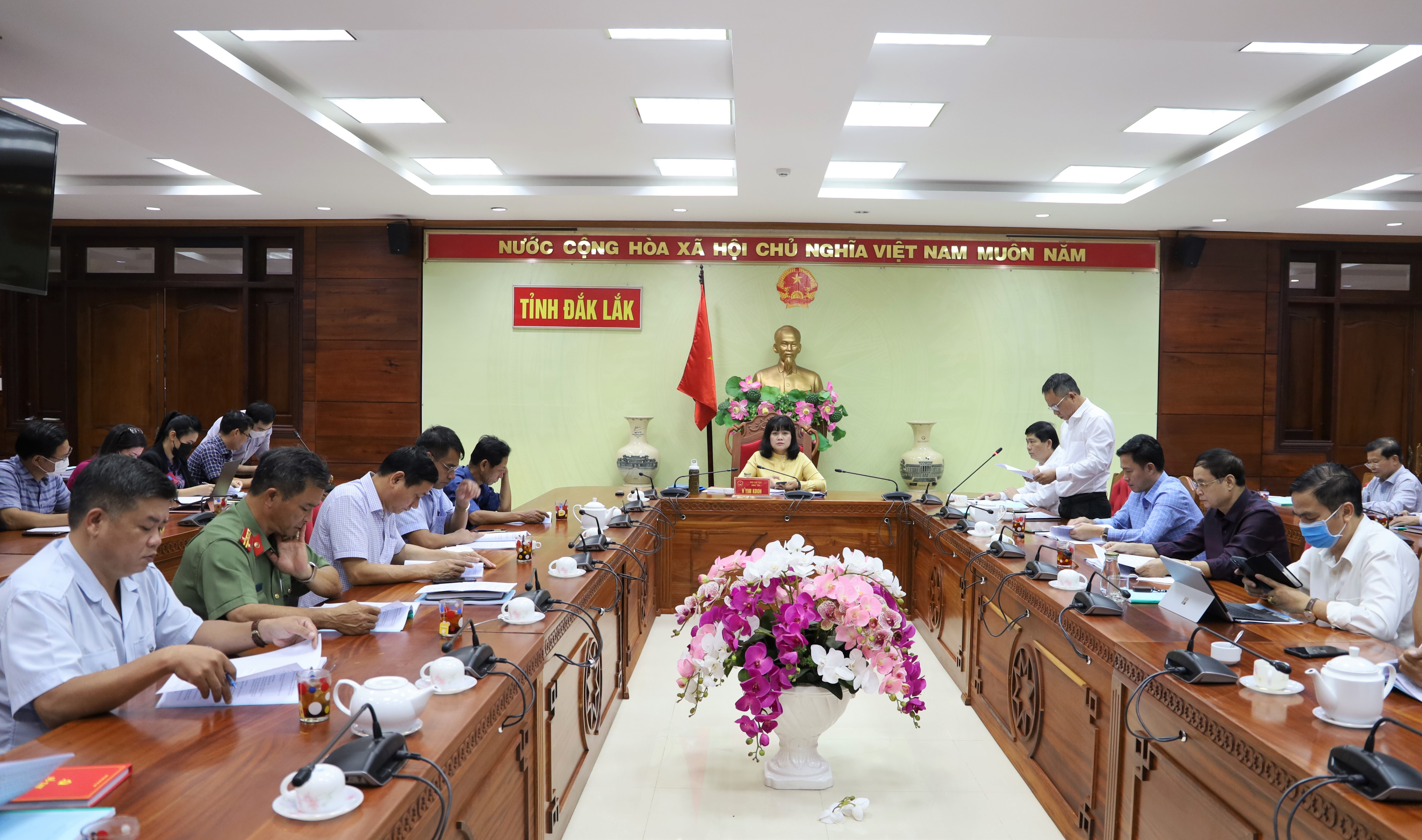A meeting of the Steering Committee for the High School Graduation Exam 2022 of Dak Lak Province