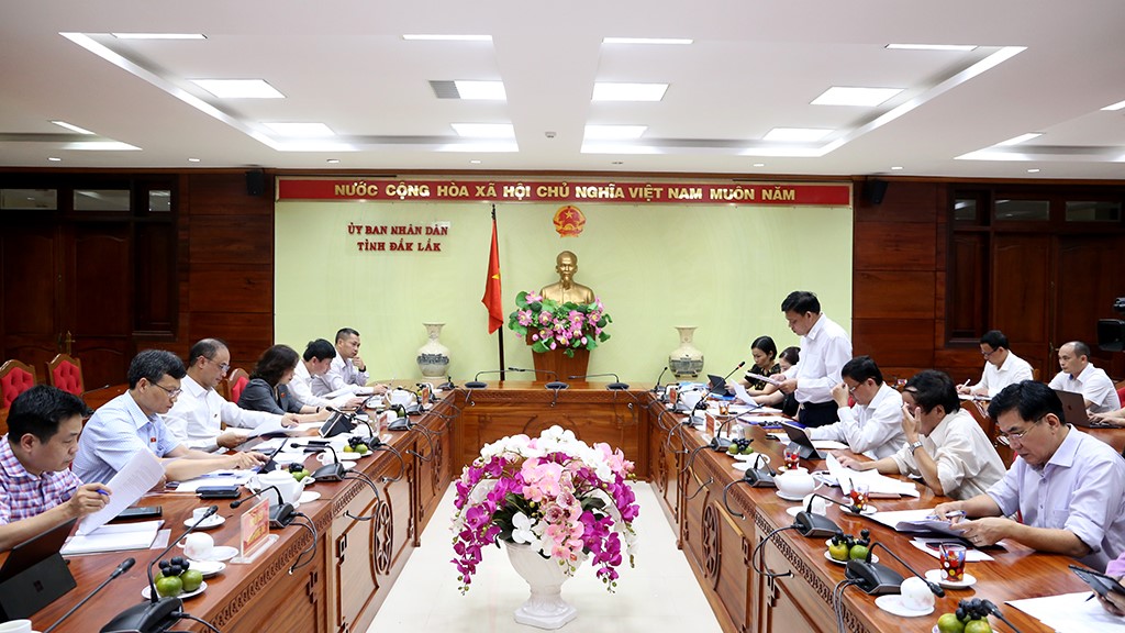 The People's Committee of Dak Lak Province meets with the delegation of the NA Committee for Science, Technology and Environment