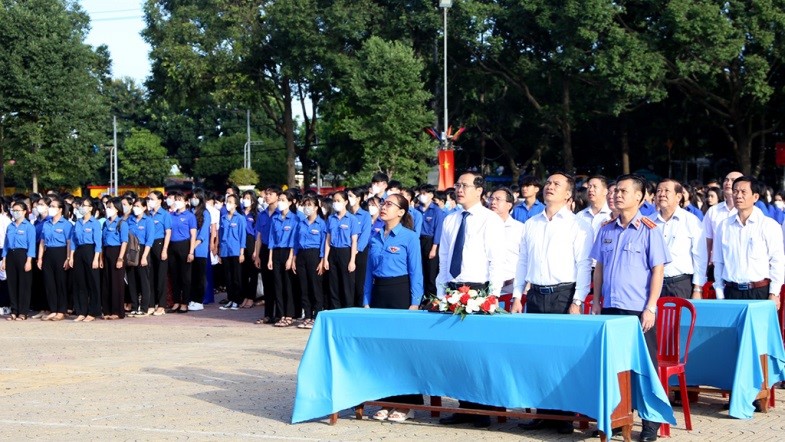 More than 1,000 youth union members participate in the Rally – Flag salute ceremony to celebrate the 77th anniversary of National Day of the Socialist Republic of Vietnam.