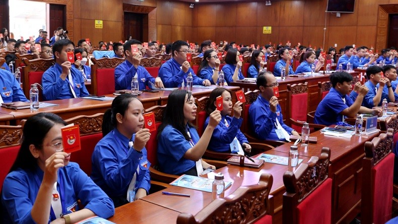 The 12th Congress of the Ho Chi Minh Communist Youth Union of Dak Lak Province: the Executive Committee of Youth Union of Dak Lak Province, Course XII, is elected