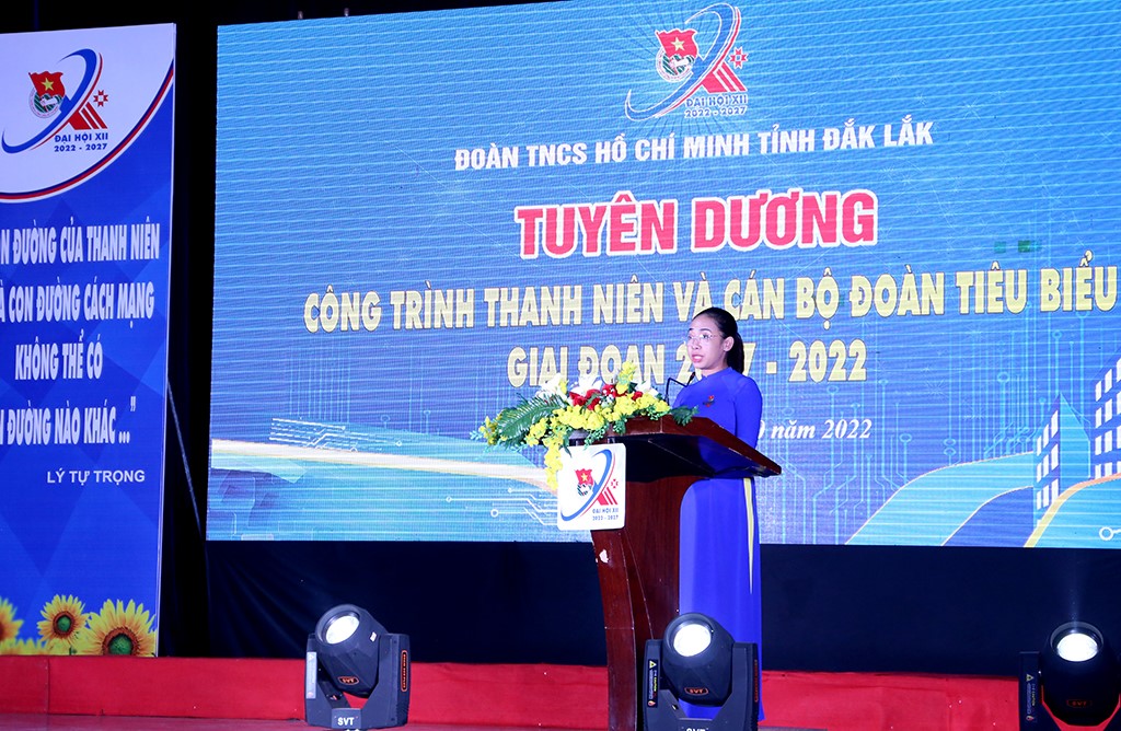 25 typical youth works and 34 outstanding Youth Union cadres are commended