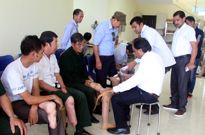 India will support medical examination and prosthetics for 250 people with disabilities in Dak Lak province