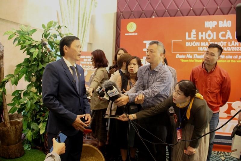 200 reporters attended the Press Conference in Ha Noi for the 8th Buon Ma Thuot Coffee Festival