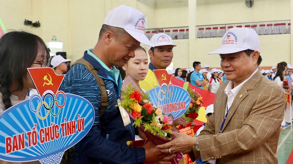 Opening ceremony of the 21st Party bloc’s civil servant sports festival of Dak Lak province