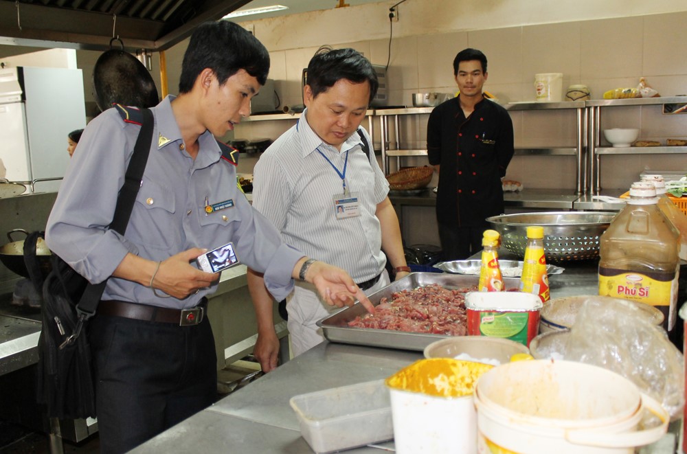 Ensuring food safety for the 8th  Buon Ma Thuot Coffee Festival 2023