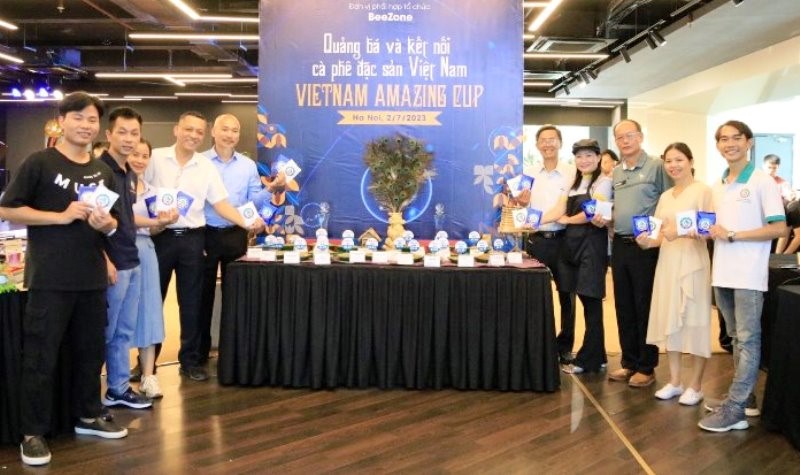 Promoting Vietnamese specialty coffee in Hanoi