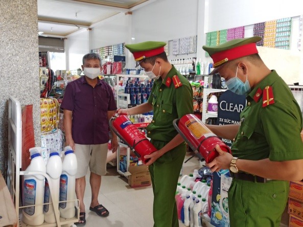 Urging the implementation of measures to address 7 markets put into operation before the effective date of the Fire Prevention and Fighting Law according to Resolution No. 13/2021/NQ-HDND of the Provincial People's Council