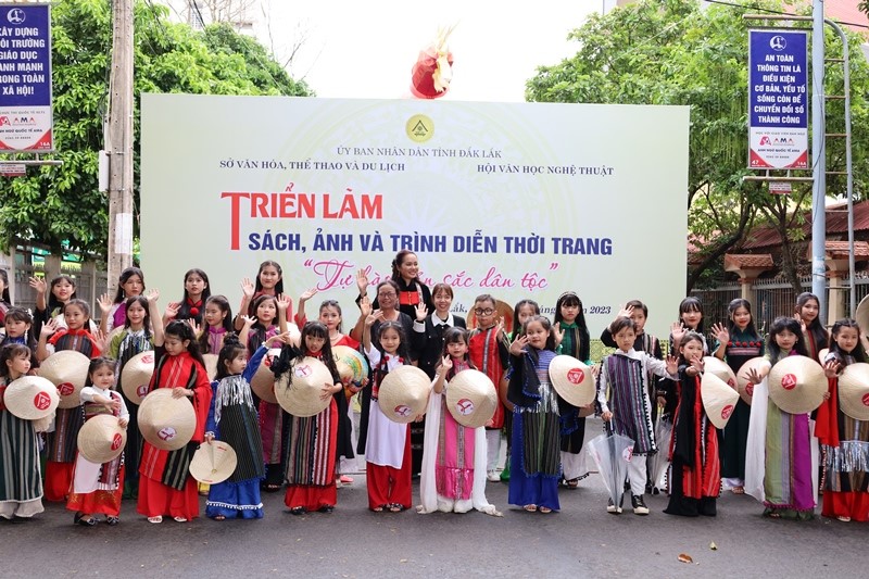 Fashion show titled "Pride of National Identity" to celebrate the National Day of Vietnam