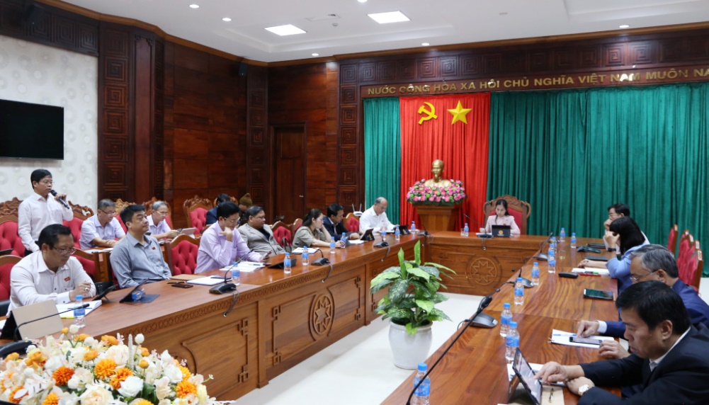 Provincial People's Council's 7th meeting of the 10th Session: Discussion on 13 Important Issue Groups