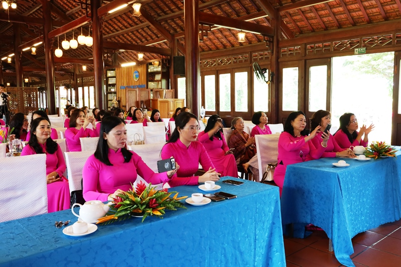 Description: C:\Users\ASUS\Desktop\1.JPG