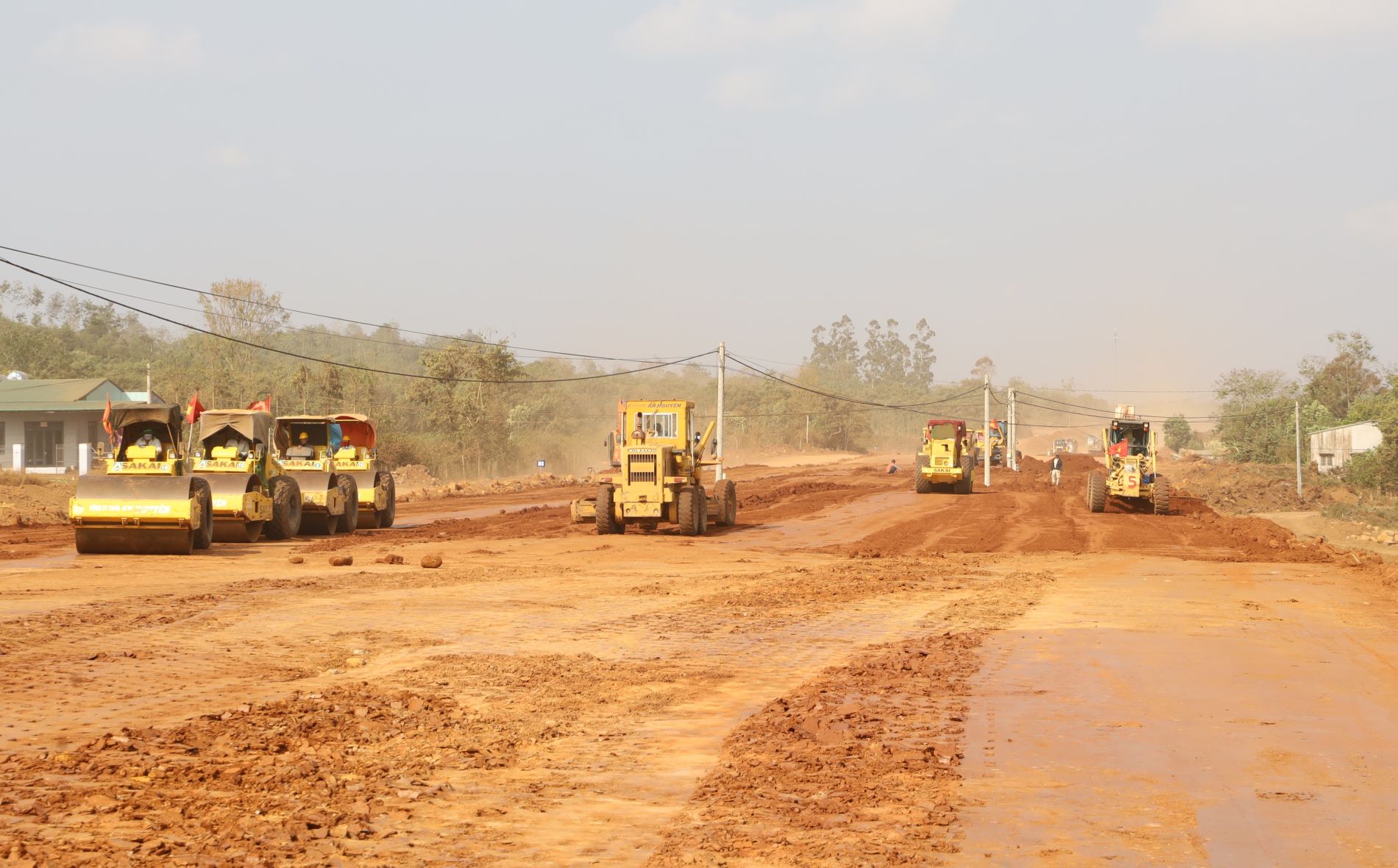 The National Assembly's Monitoring Delegation surveys the implementation of the Khanh Hoa - Buon Ma Thuot Expressway Project