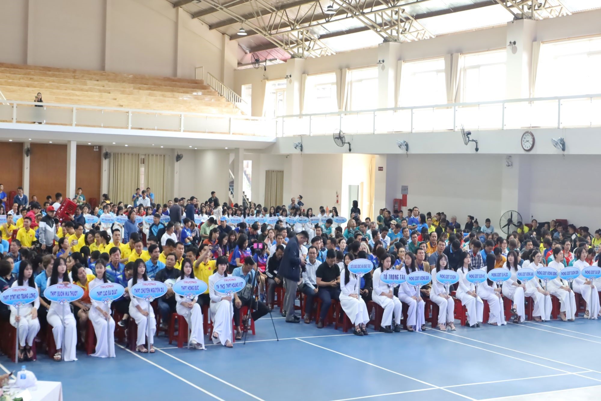 Opening of the 41st Traditional Sports Festival of the Education and Training sector of Dak Lak province - 2024.