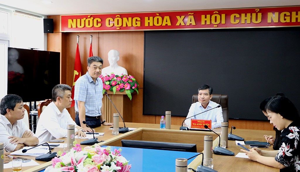 Chairman of the People's Committee of Dak Lak Province Ta Anh Tuan Visits and Works in Buon Ma Thuot Ward. - Detail news - Trang chủ