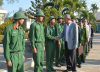 Lãnh đạo tỉnh thăm, tặng quà các đơn vị nhân dịp Tết Nguyên đán Ất Mùi 2015. 