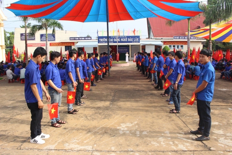 Trường Cao đẳng Nghề Đắk Lắk khai giảng năm học 2015 -2016.