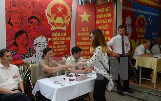 Nhiều hãng thông tấn đưa tin về ngày hội bầu cử ở Việt Nam