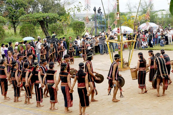 Lễ hội Cồng Chiêng