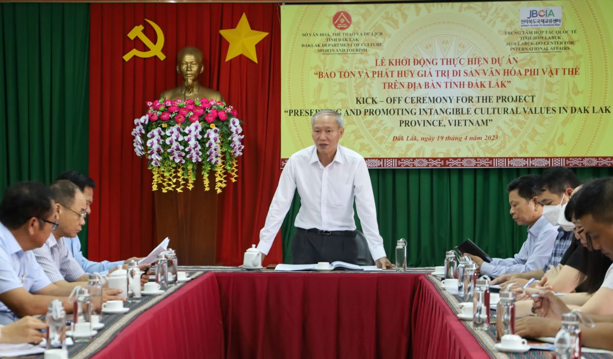 Khởi động Dự án “Bảo tồn và phát huy giá trị văn hóa phi vật thể trên địa bàn tỉnh Đắk Lắk”