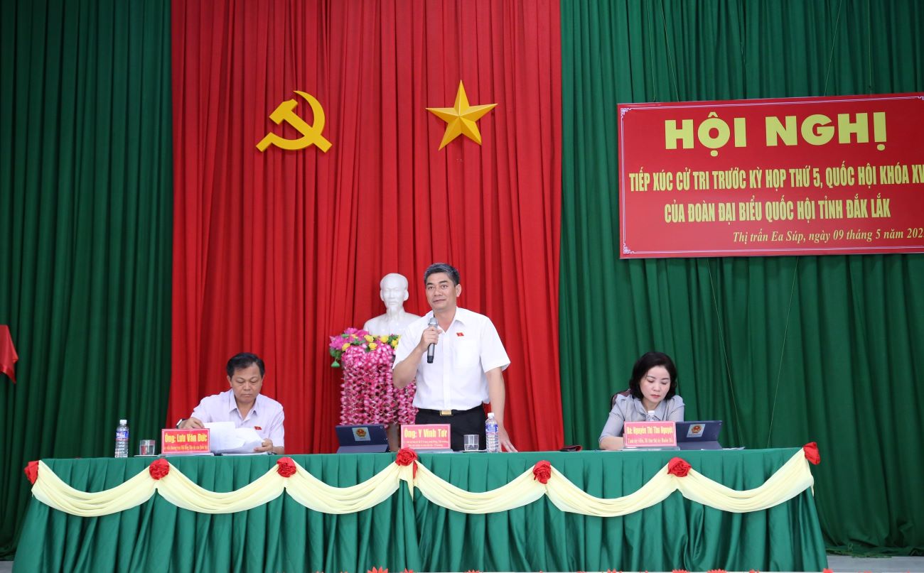 Đoàn Đại biểu Quốc hội tỉnh tiếp xúc cử tri huyện Ea Súp