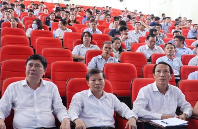 Tập huấn nghiệp vụ coi thi tốt nghiệp THPT năm 2023