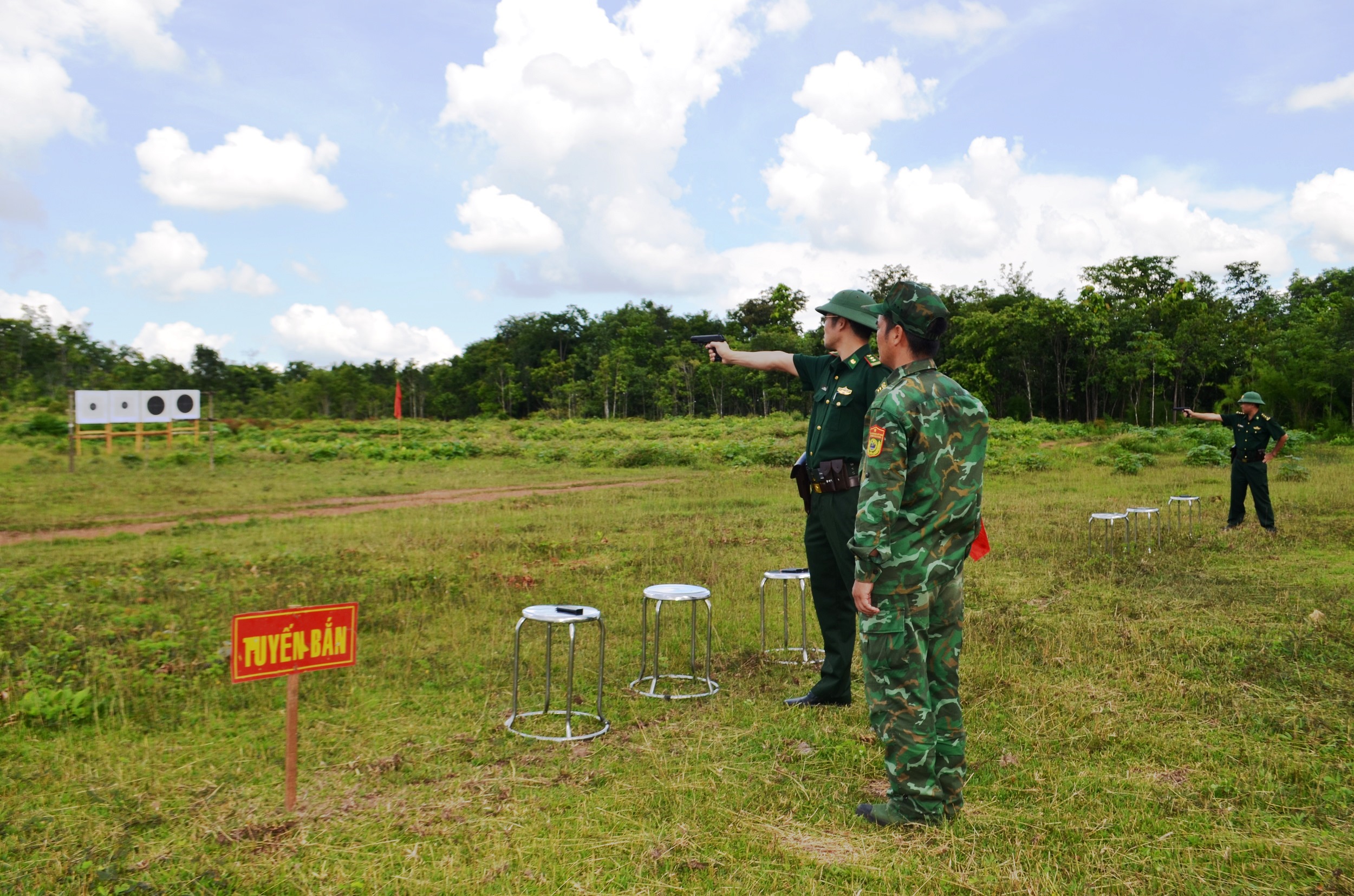 Bộ đội Biên phòng Đắk Lắk kiểm tra Đồn trưởng, Chính trị viên
