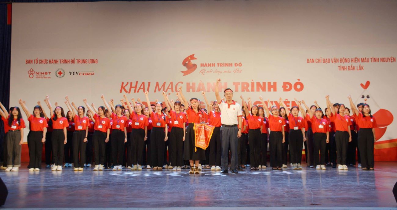 Chương trình Hành trình Đỏ năm 2023 tiếp nhận hơn 800 đơn vị máu tại tỉnh Đắk Lắk