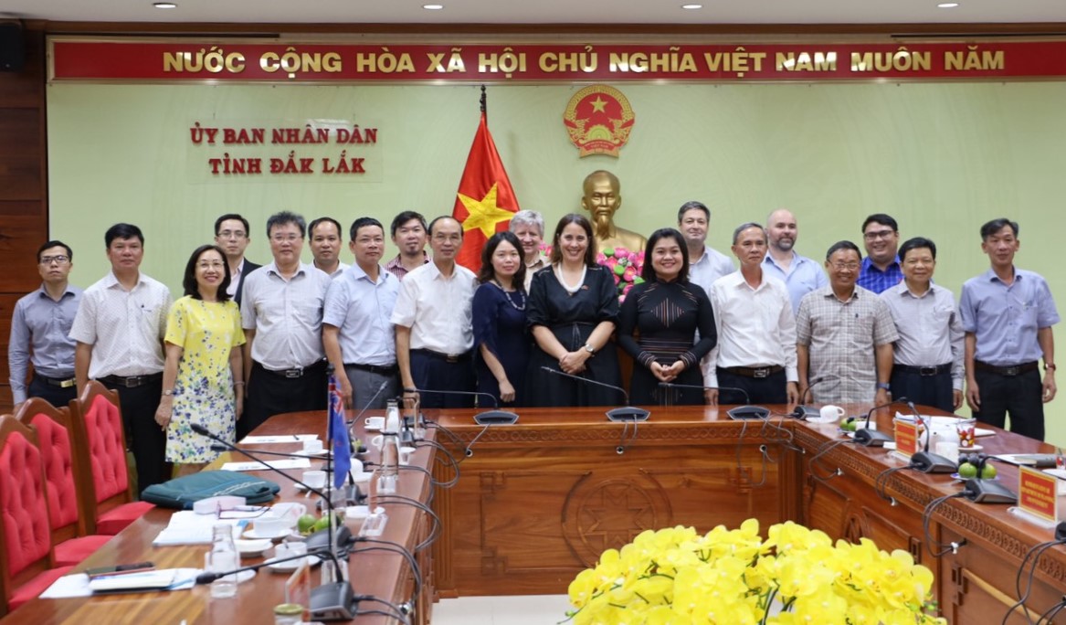 UBND tỉnh tiếp và làm việc với Đại sứ đặc mệnh toàn quyền New Zealand tại Việt Nam