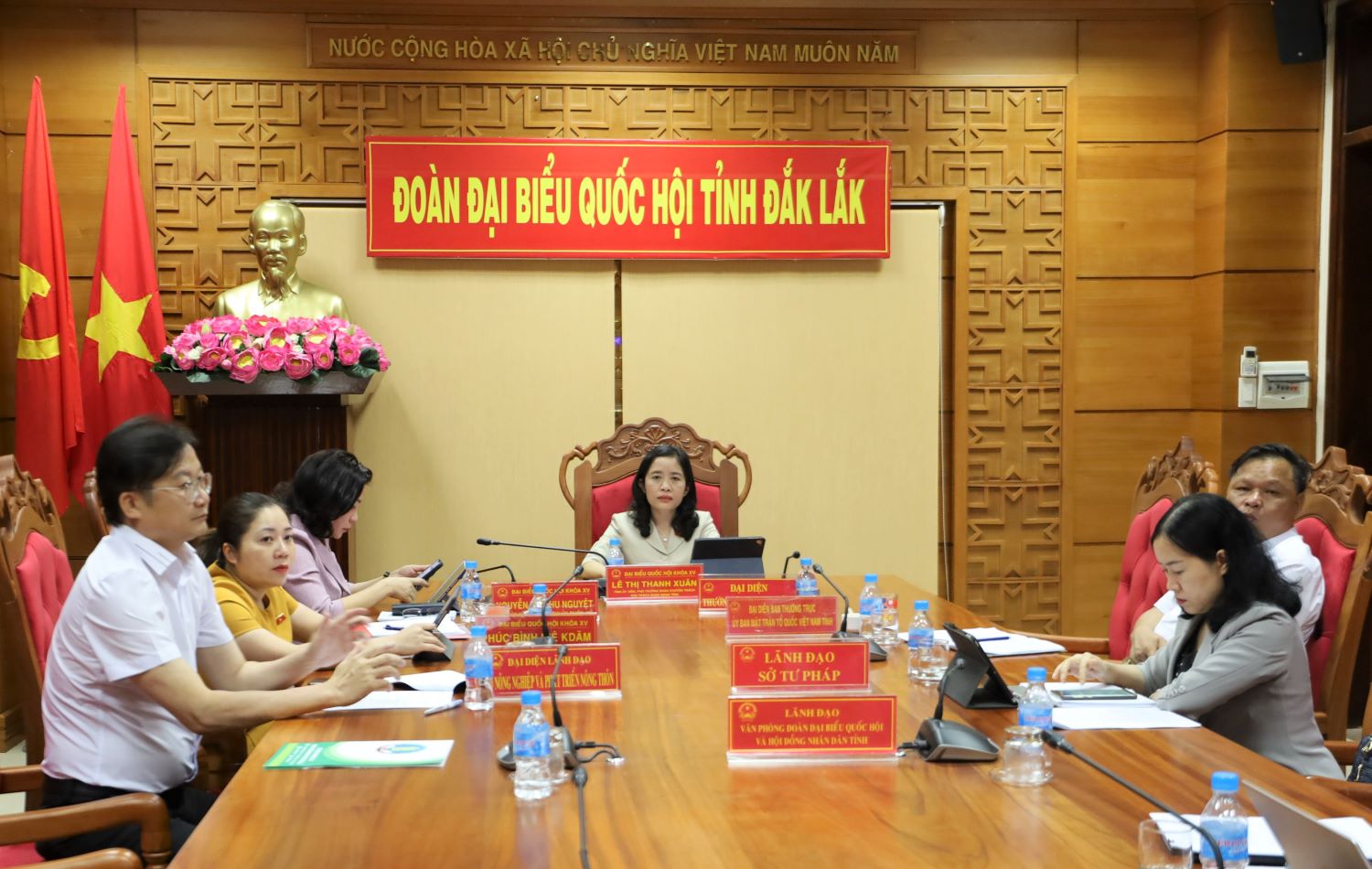 Chất vấn và trả lời chất vấn nhóm vấn đề thuộc lĩnh vực Bộ Nông nghiệp và Phát triển nông thôn