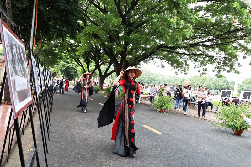 Trình diễn thời trang “Tự hào  bản sắc dân tộc” chào mừng Quốc khánh 2/9