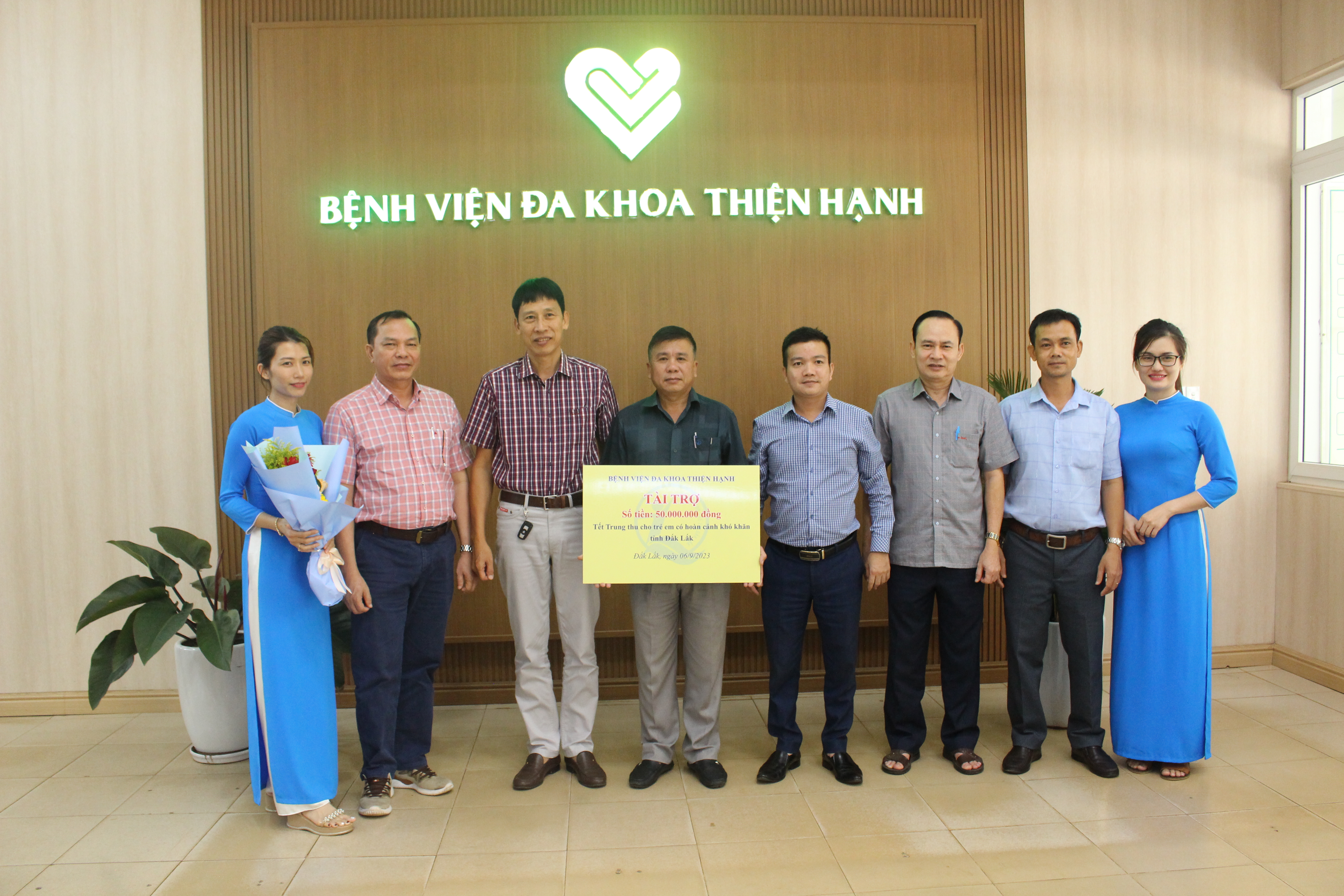 Tiếp nhận 50 triệu đồng tài trợ hoạt động vui Tết Trung thu cho trẻ em tỉnh Đắk Lắk