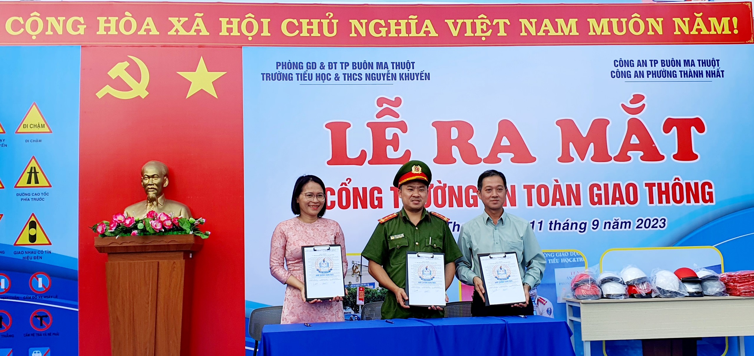 Ra mắt Mô hình “Cổng trường an toàn giao thông”