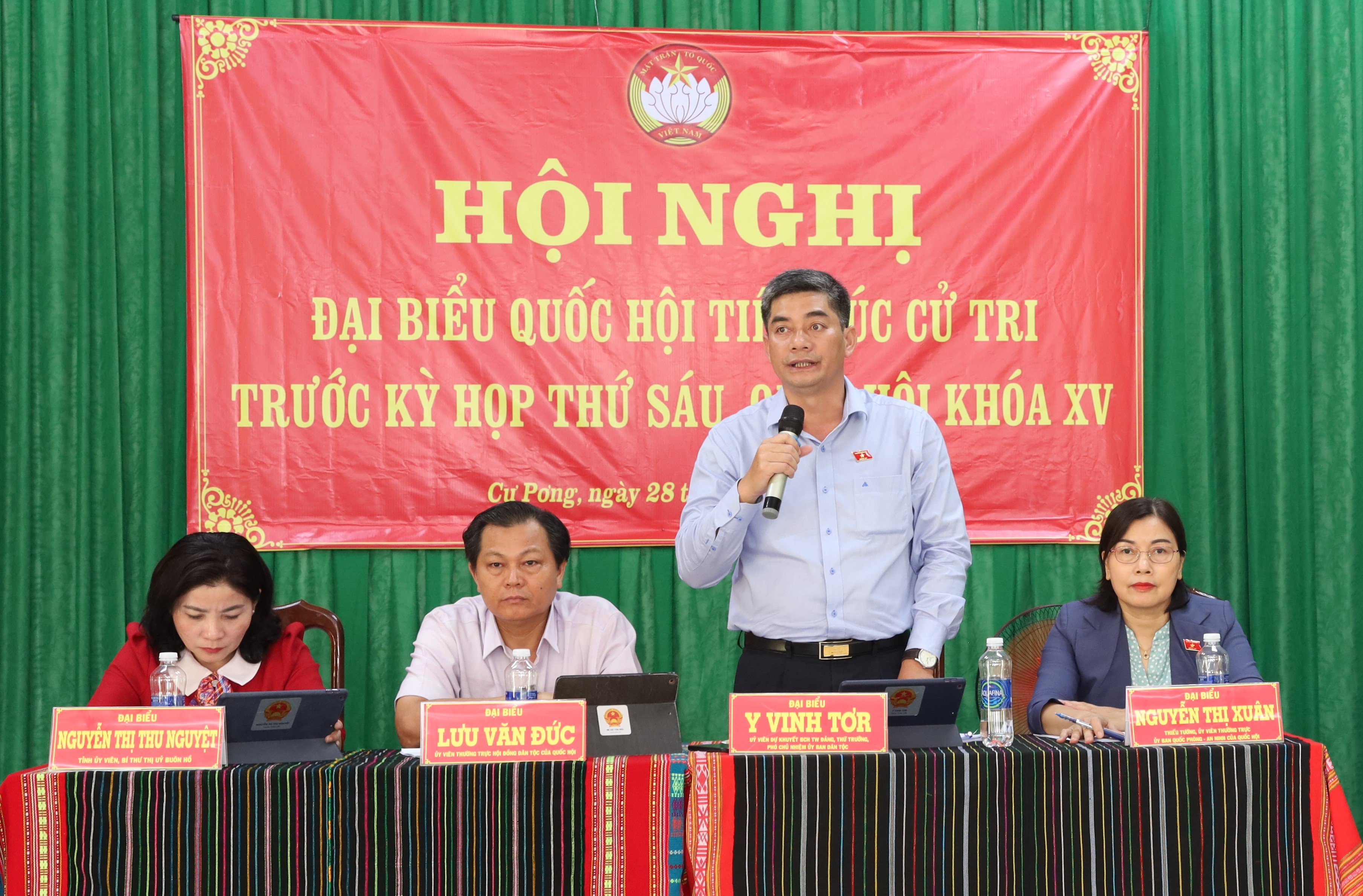 Đoàn Đại biểu Quốc hội tỉnh tiếp xúc cử tri huyện Krông Búk