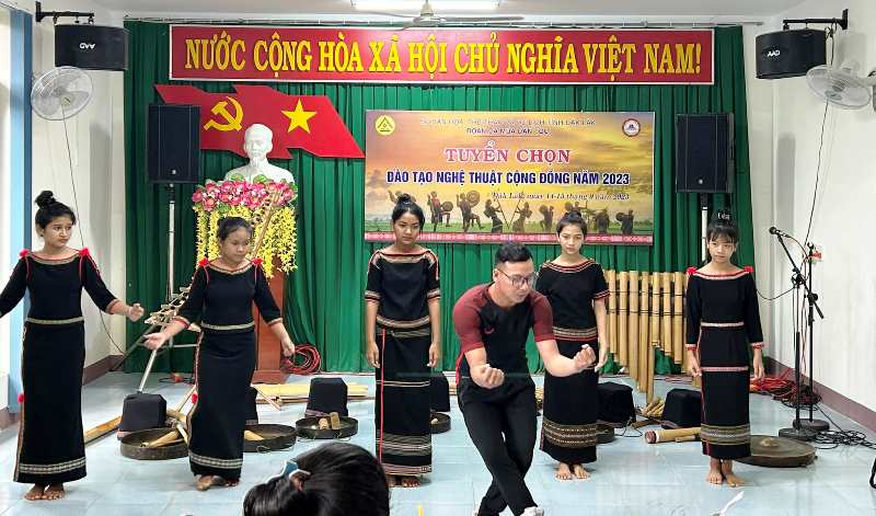 Khai giảng lớp lớp đào tạo nghệ thuật cộng đồng năm 2023