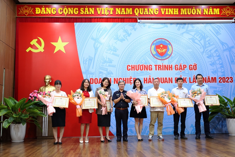 Cục Hải quan Đắk Lắk gặp gỡ đối thoại với doanh nghiệp năm 2023