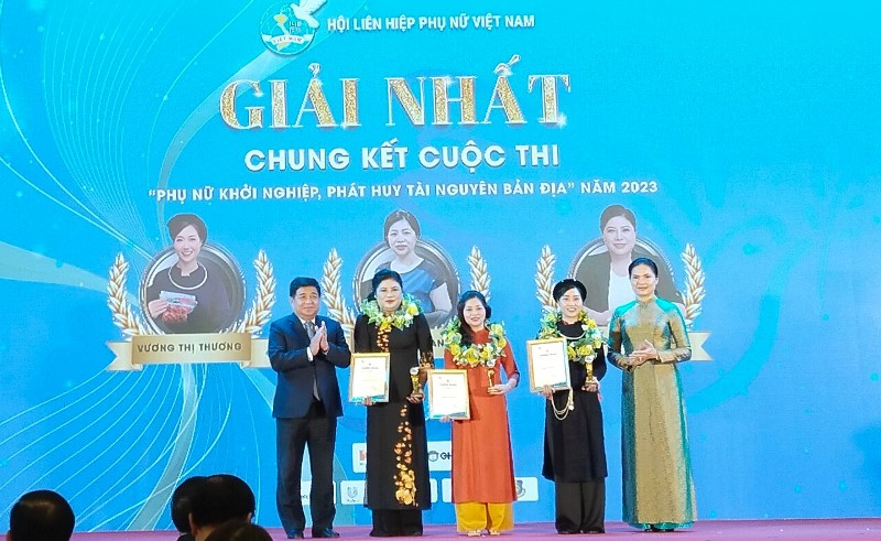 Dự án “Sản xuất và chế biến sản phẩm trà từ hoa cà phê” của Phụ nữ Đắk Lắk giành giải Nhất tại Cuộc thi Phụ nữ khởi nghiệp năm 2023