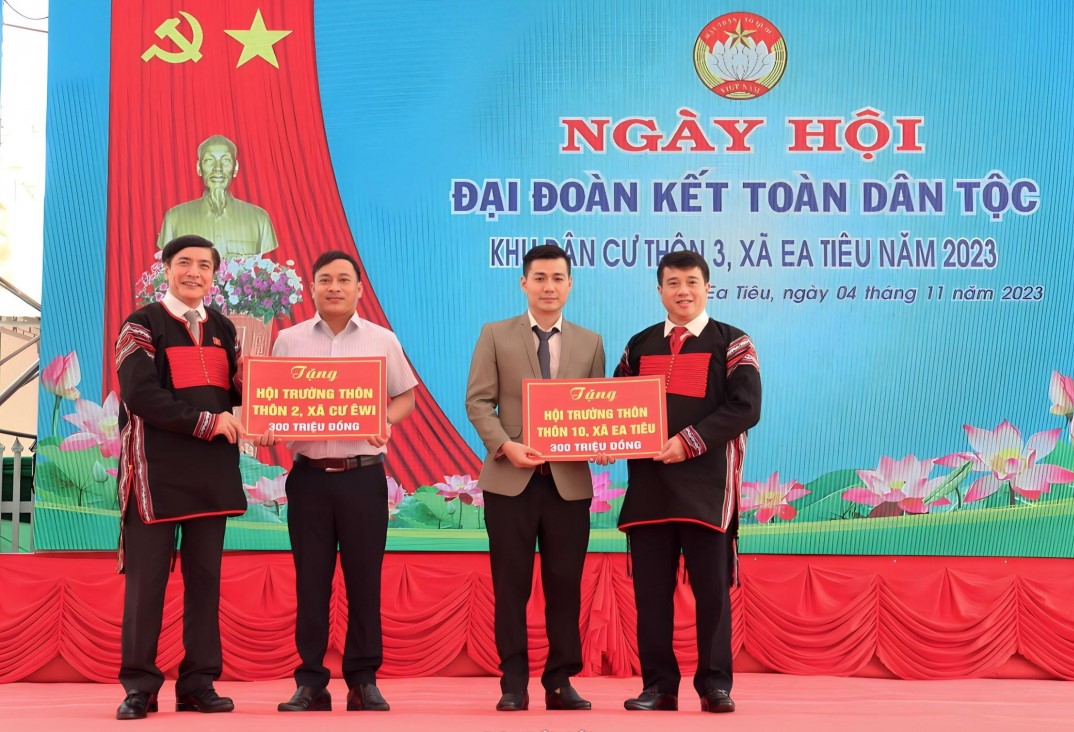 Ngày hội Đại đoàn kết toàn dân xã Ea Tiêu, huyện Cư Kuin