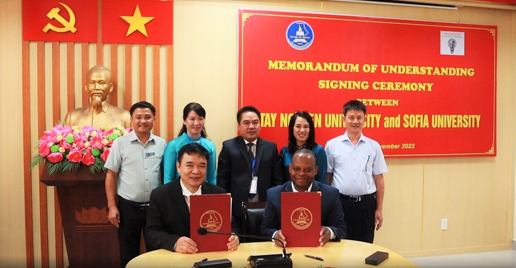 Hội thảo quốc tế về kinh tế, kinh doanh và tài chính: Bàn chính sách phát triển kinh tế cho các doanh nghiệp vùng Tây Nguyên