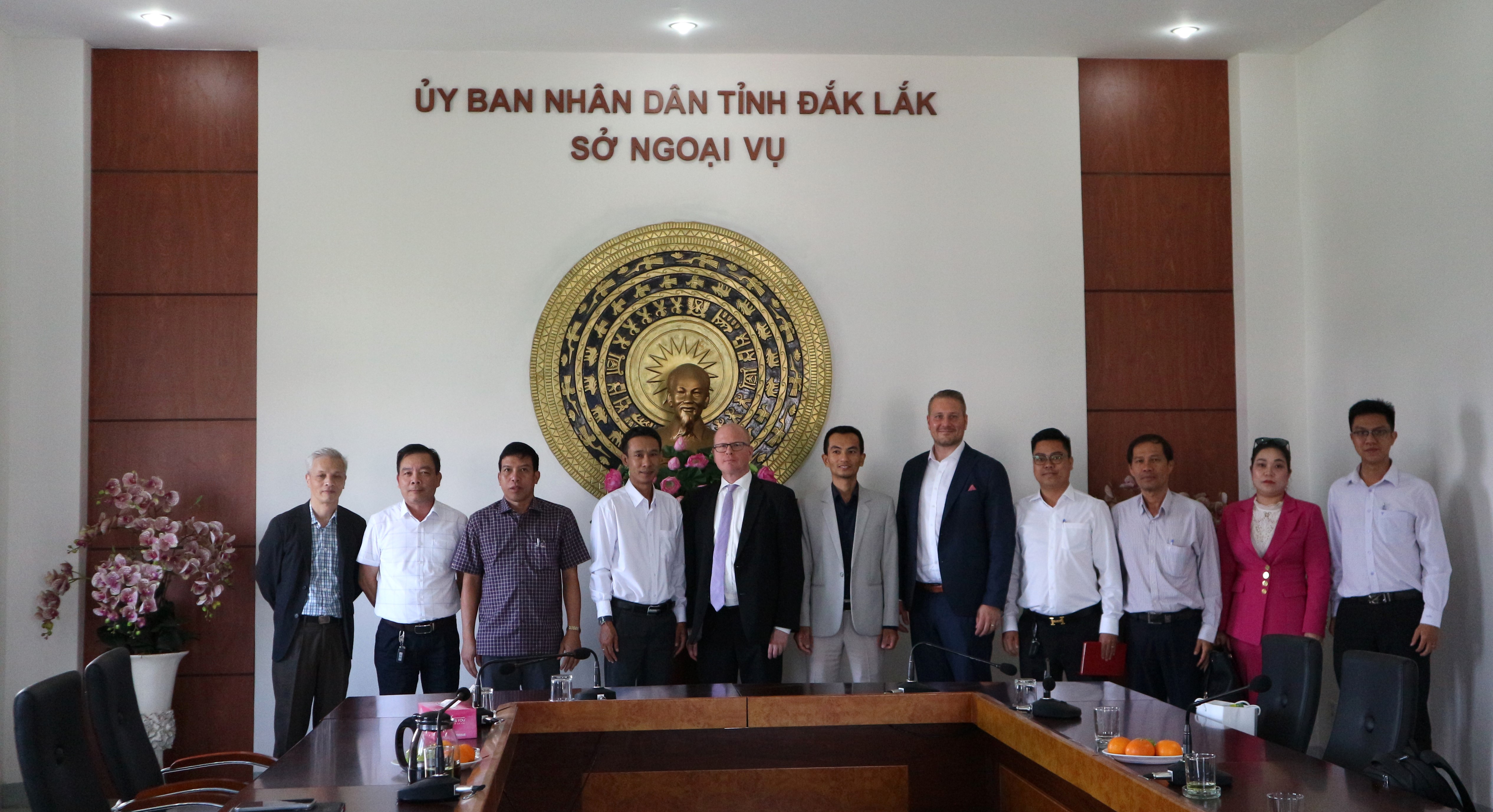 Đại sứ quán Phần Lan tại Việt Nam thăm và làm việc tại tỉnh