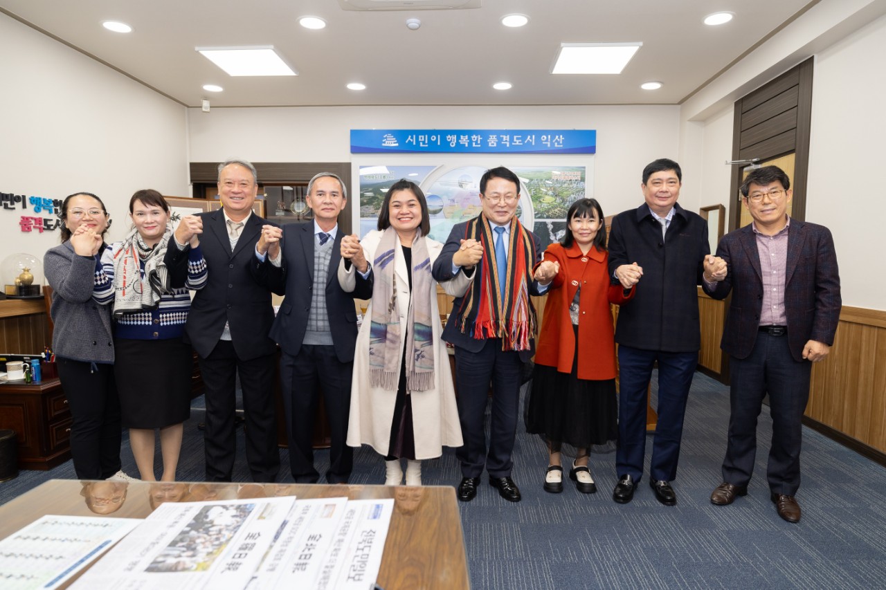 Đắk Lắk đẩy mạnh hợp tác lao động thời vụ với tỉnh Jeollabuk -Hàn Quốc