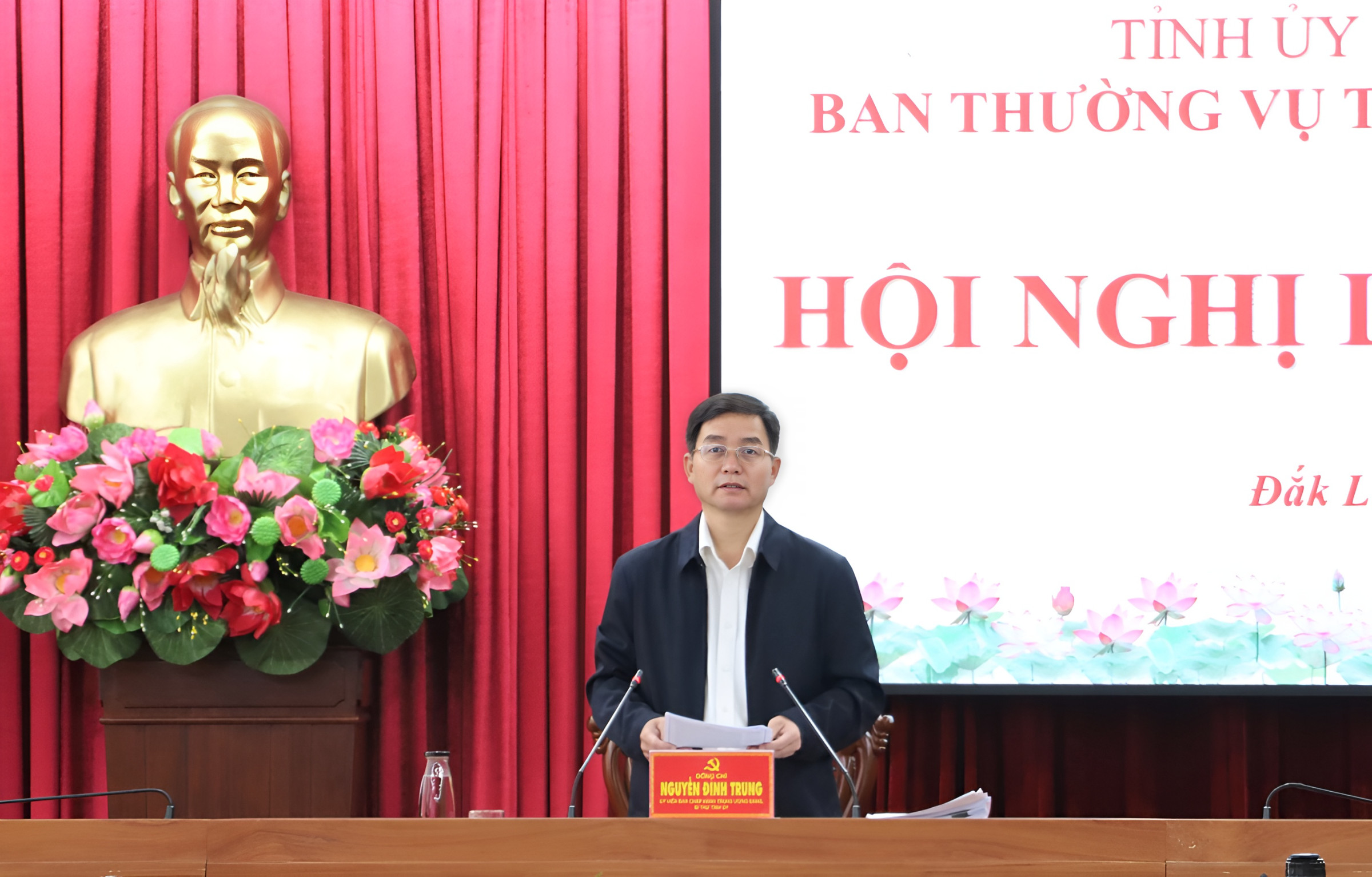 Hội nghị Ban Thường vụ Tỉnh ủy định kỳ lần thứ 73