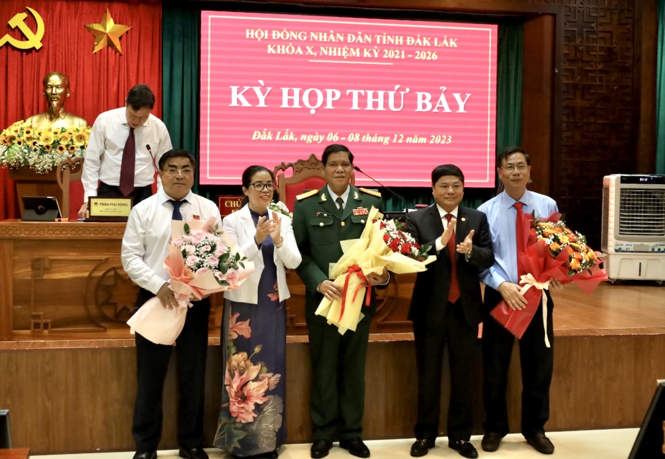 Kỳ họp thứ Bảy, HĐND tỉnh: Bầu bổ sung 3 Ủy viên UBND tỉnh