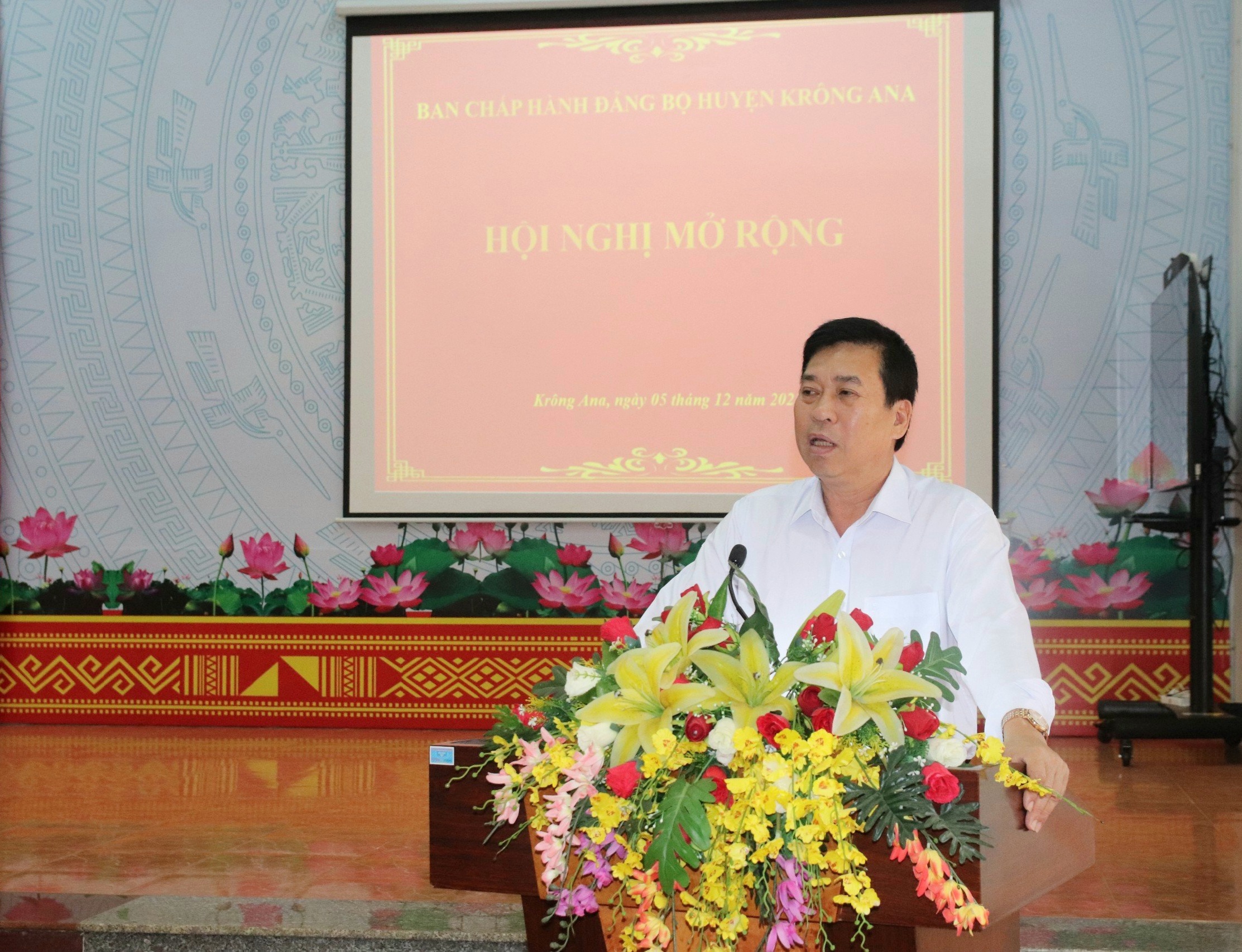 Hội nghị Ban Chấp hành Đảng bộ huyện Krông Ana (mở rộng)