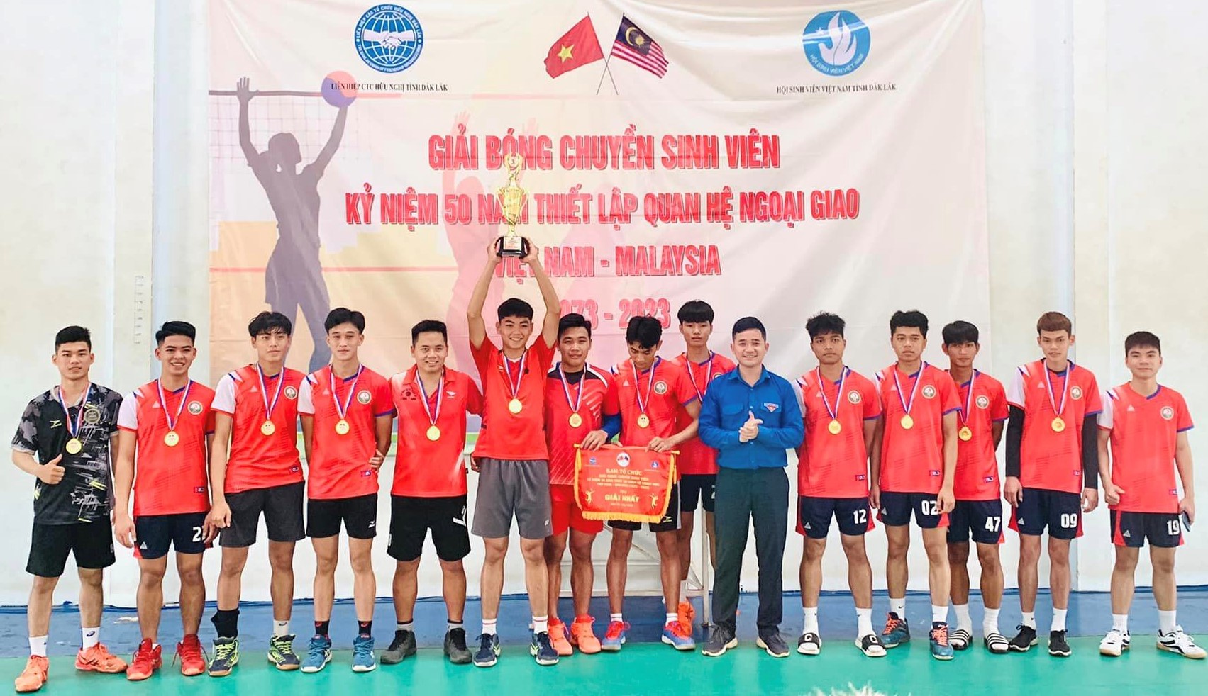 Sôi nổi Giải bóng chuyền sinh viên tỉnh Đắk Lắk