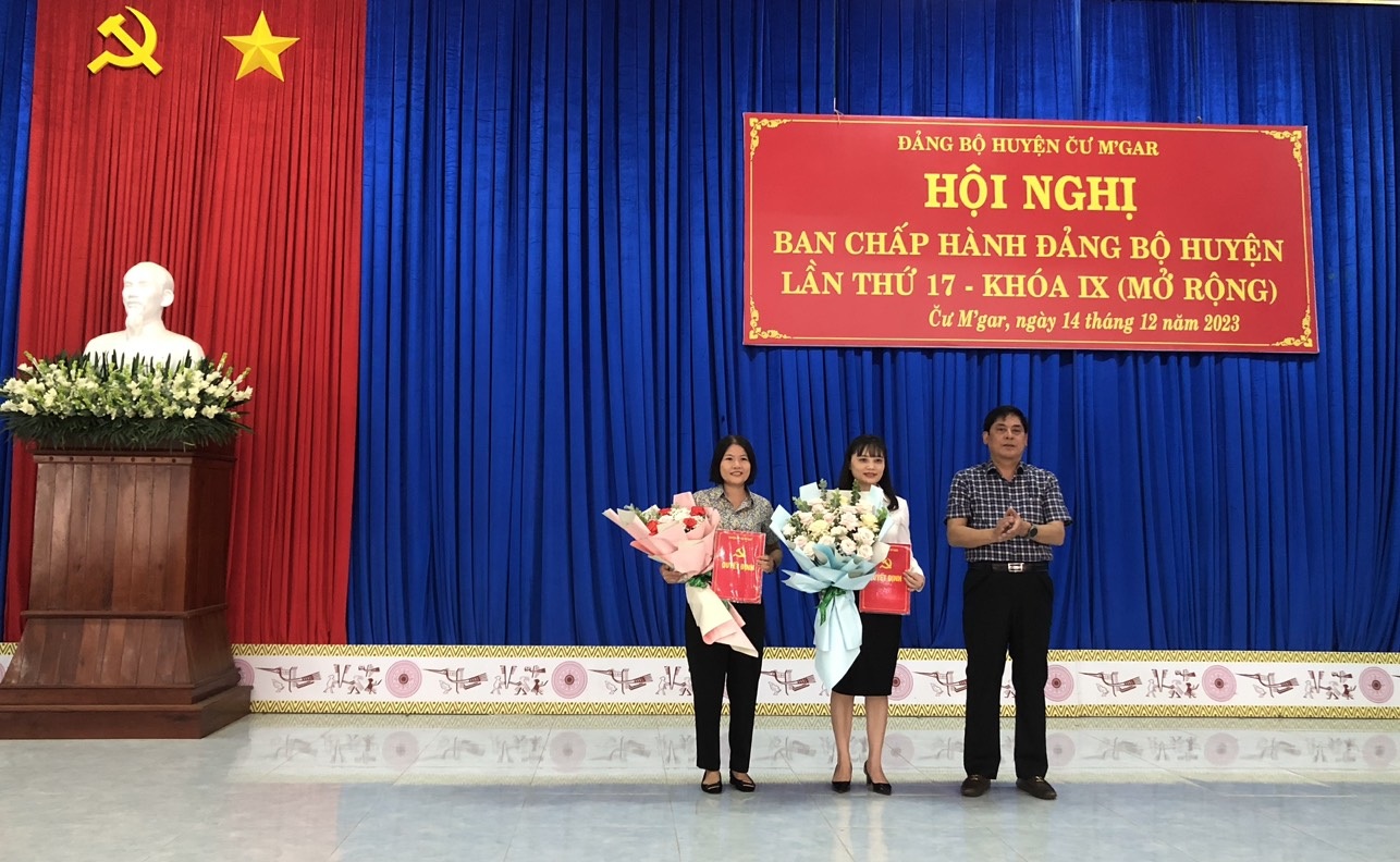Hội nghị Ban chấp hành Đảng bộ huyện Cư M’gar lần thứ 17, khóa IX (mở rộng)