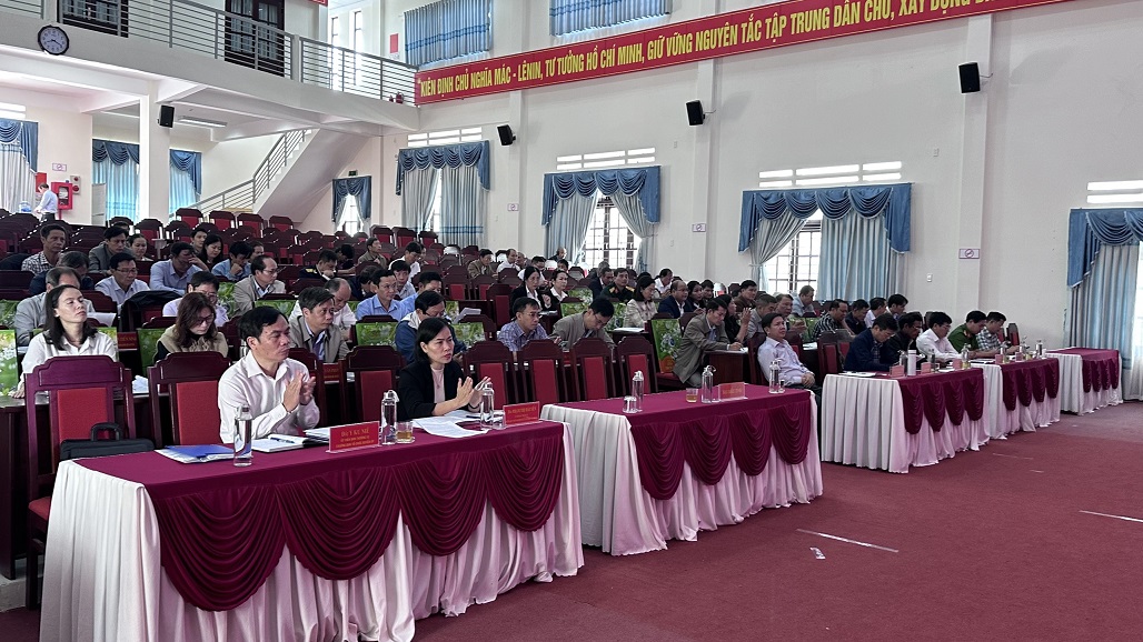Hội nghị Ban Chấp hành Đảng bộ huyện M’Drắk (mở rộng) lần thứ 15