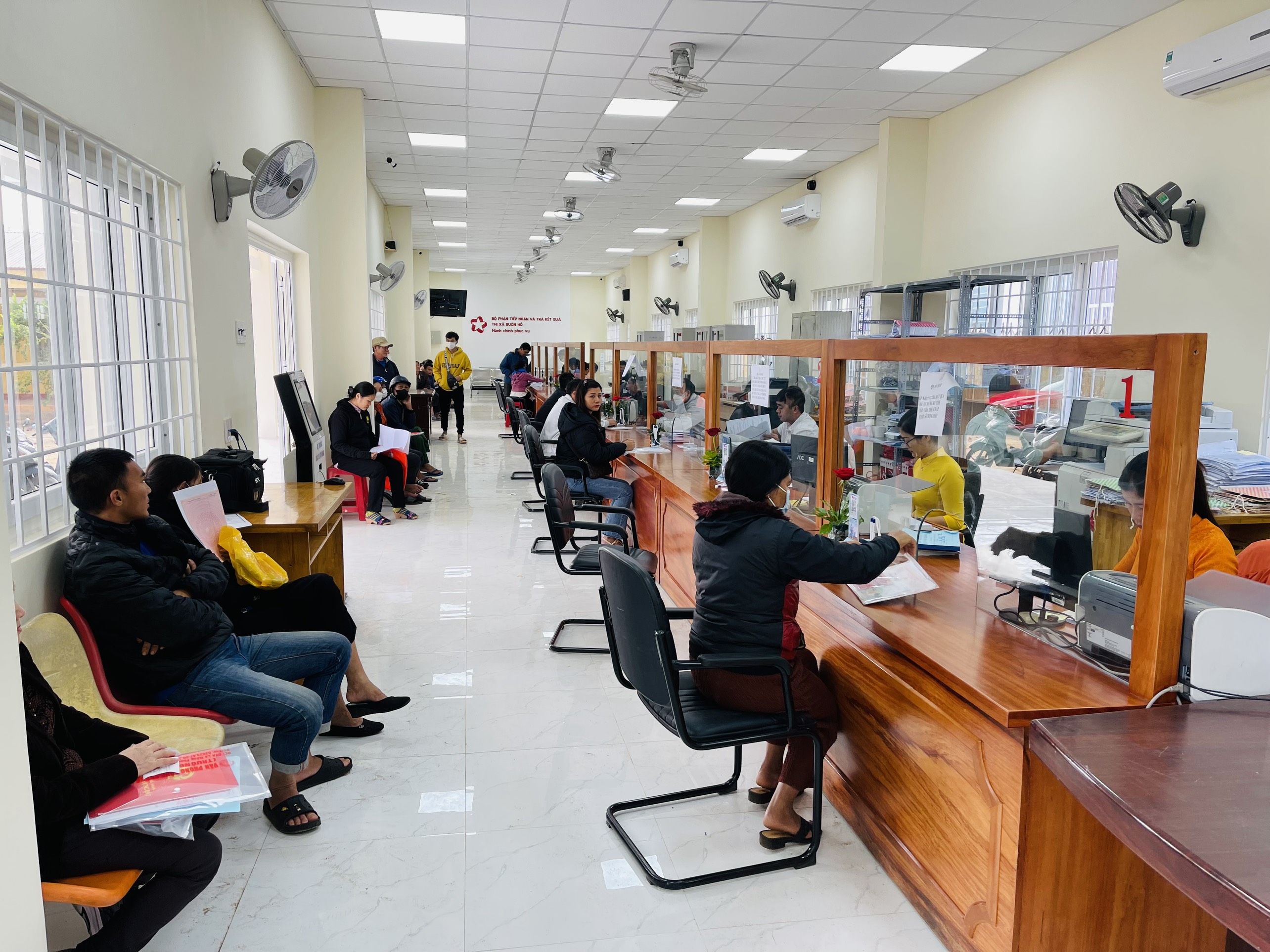 UBND Thị xã Buôn Hồ triển khai thí điểm mô hình “Tuần lễ vàng giải quyết chuyển mục đích sử dụng đất ở”